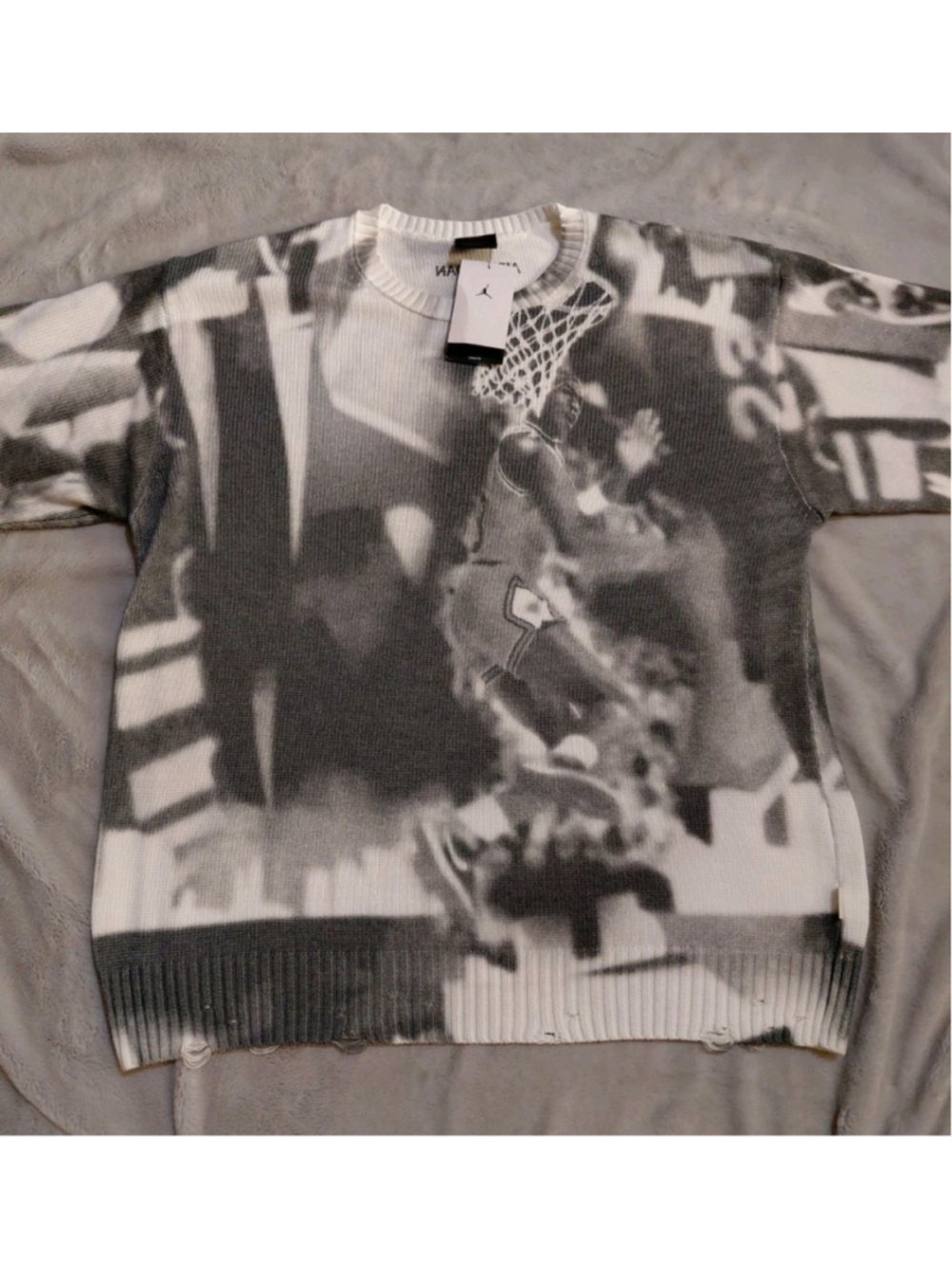 Air Jordan Print Nike Sweater Knit Mens Gray Loose Fit Distressed Size XL NWT - Picture 4 of 13